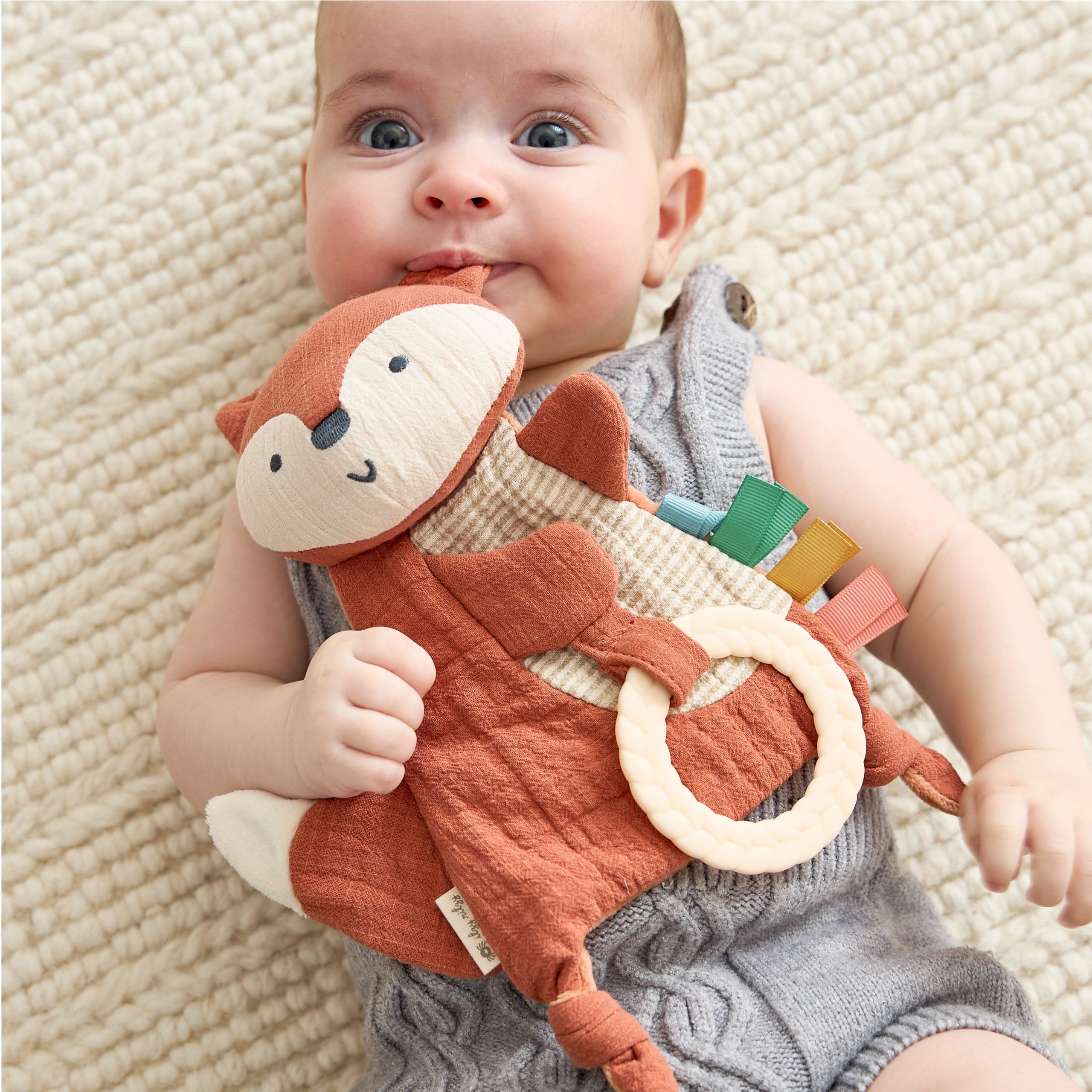 Bitzy Crinkle™ Sensory Crinkle Pal Fox - Image 2