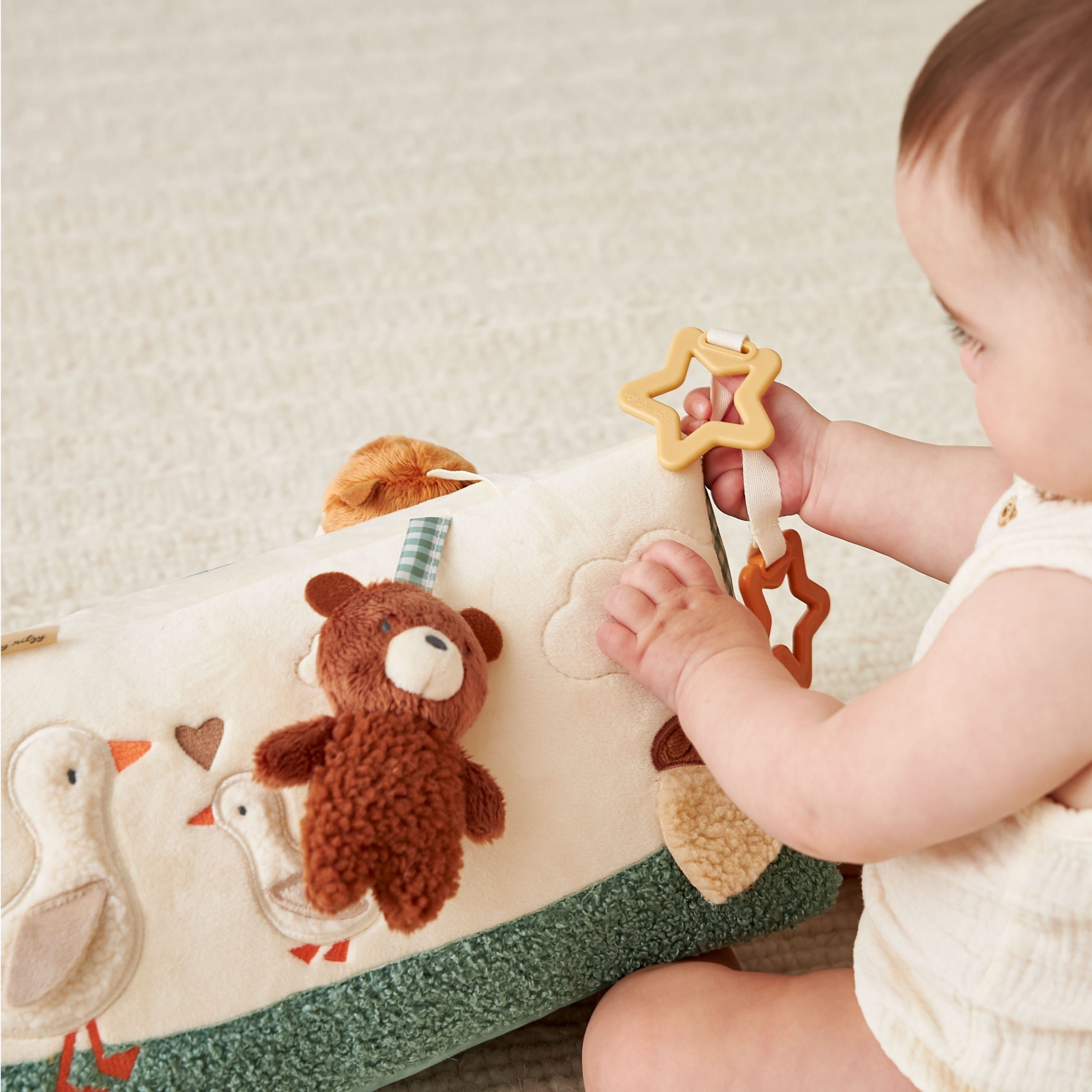 Babylist x Itzy™ Tummy Time Mirror - Image 7