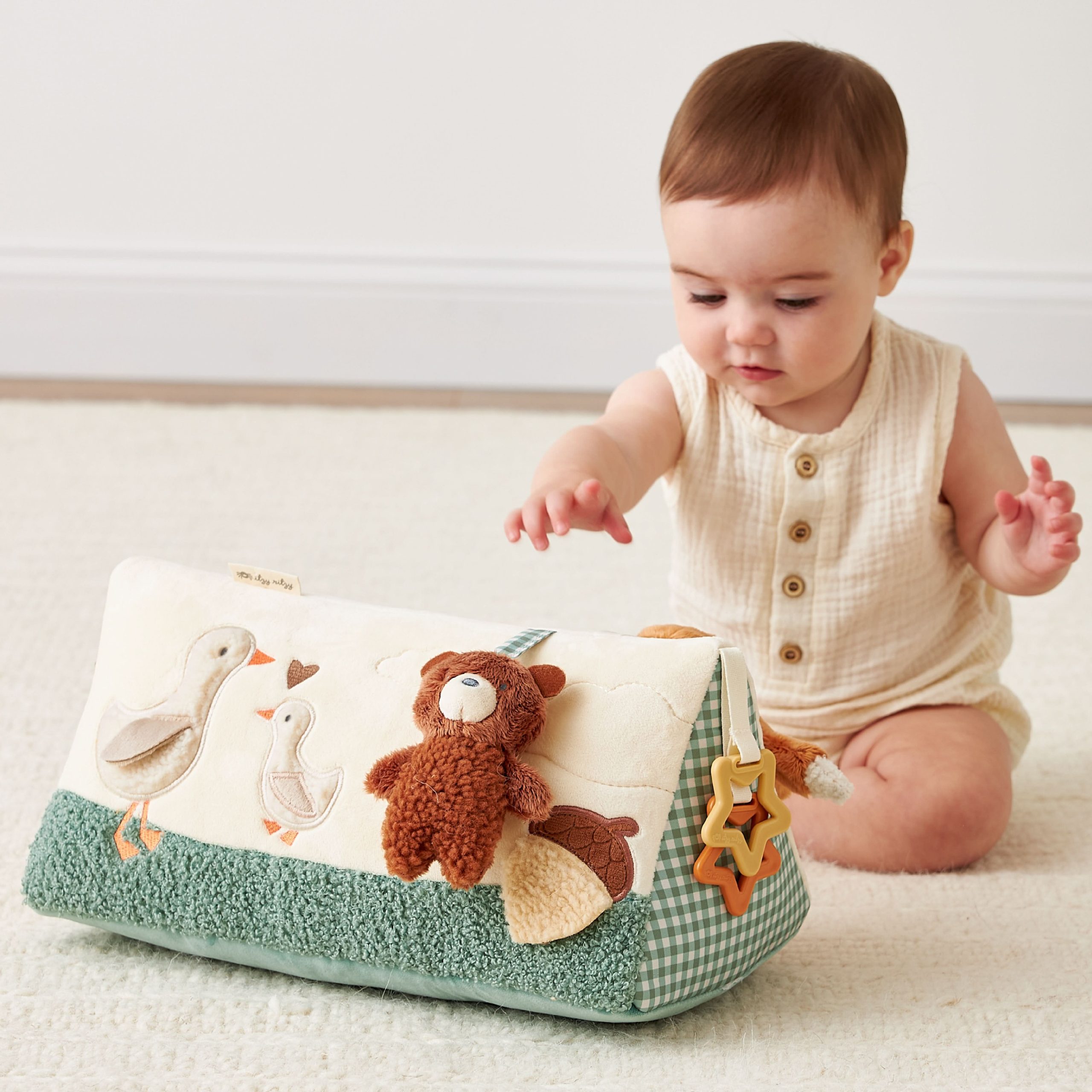 Babylist x Itzy™ Tummy Time Mirror - Image 10