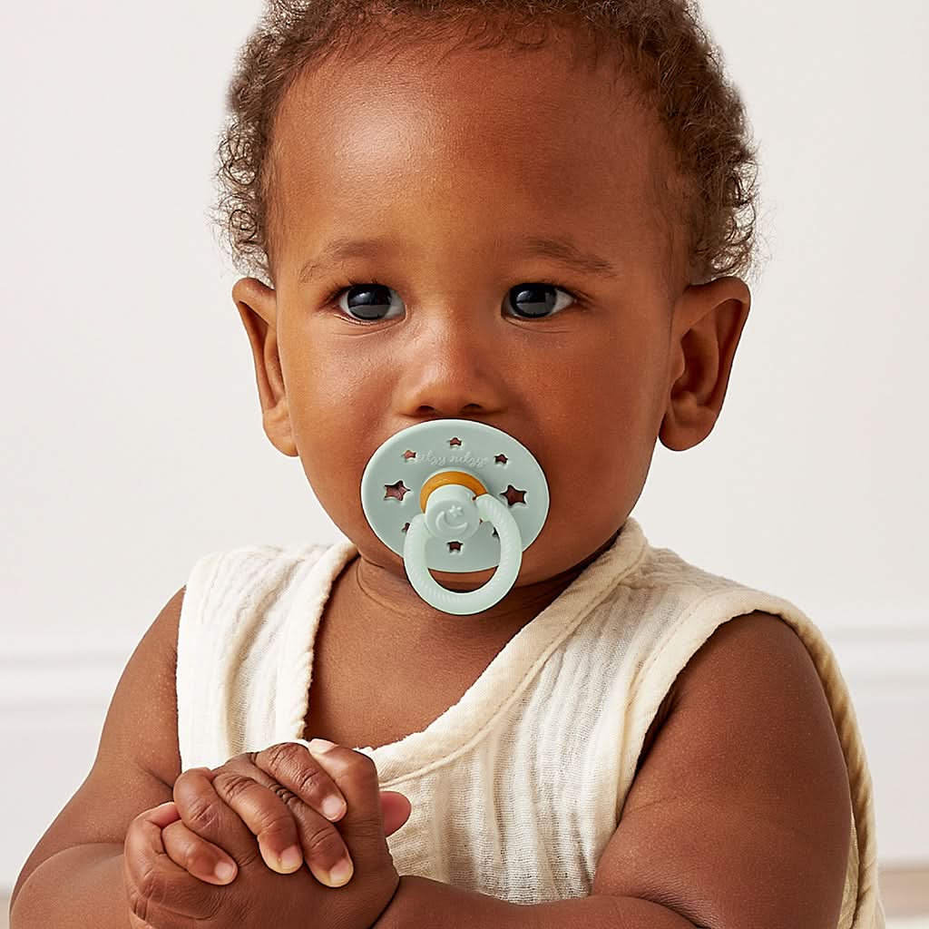 Itzy Soother™ Glow in the Dark Natural Rubber Pacifier - 0-6M - Image 3
