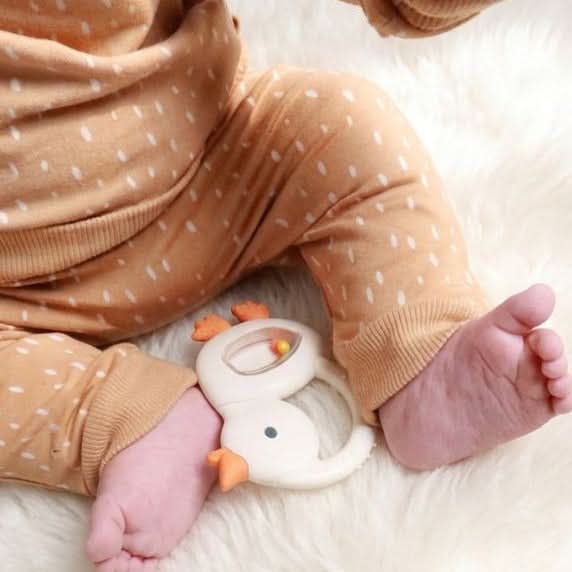 Bitzy Shake™ Rattle and Teether - Image 9