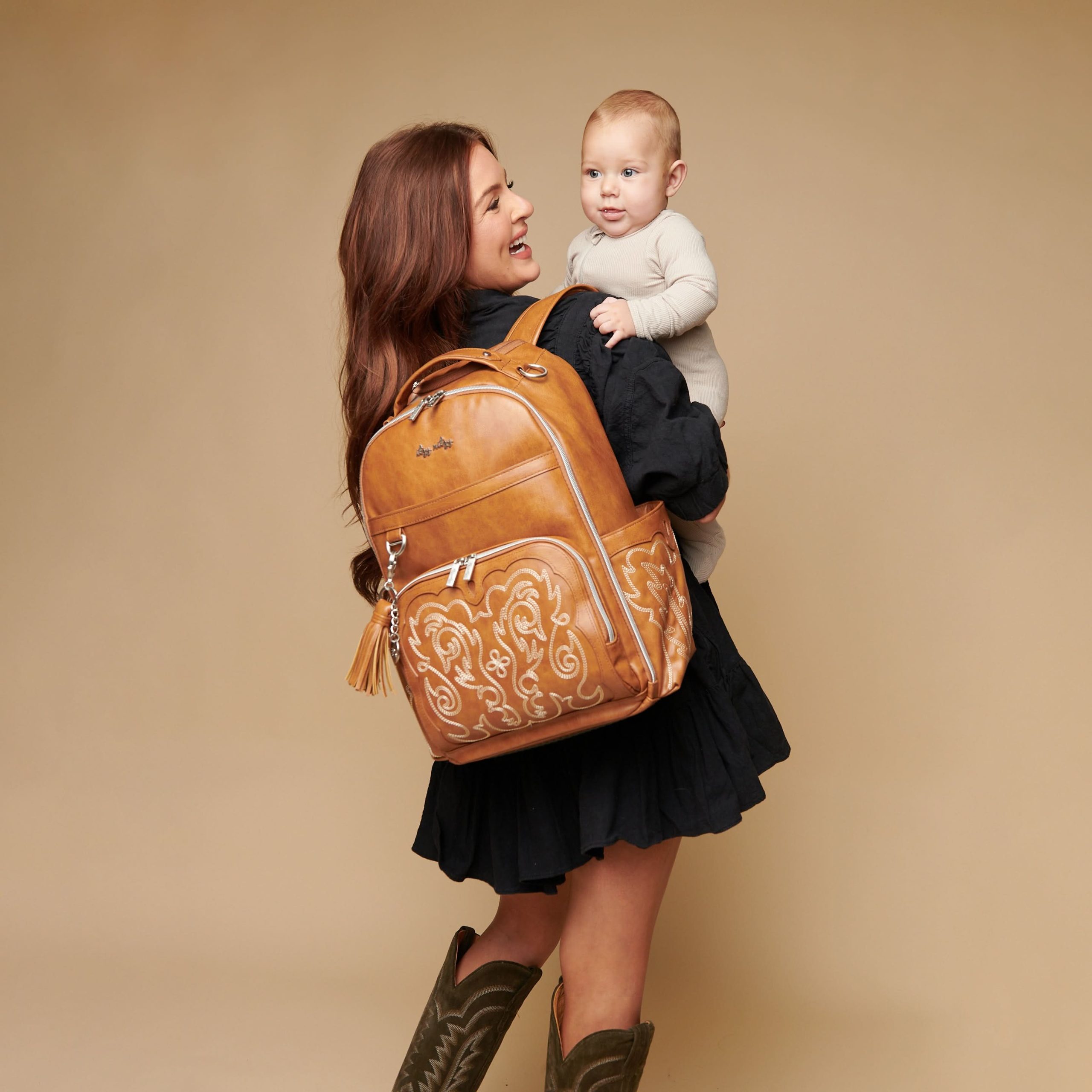 Babylist x Itzy Ritzy Saddle Boss Plus™ Large Diaper Bag Backpack - Image 2
